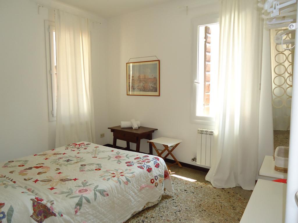 Marinaressa Biennale Terrazza Apartment Venesia Bagian luar foto