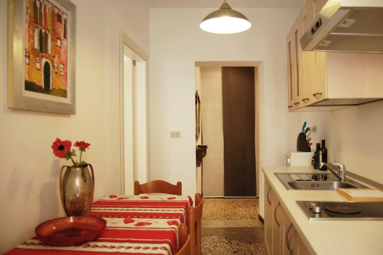 Marinaressa Biennale Terrazza Apartment Venesia Bagian luar foto