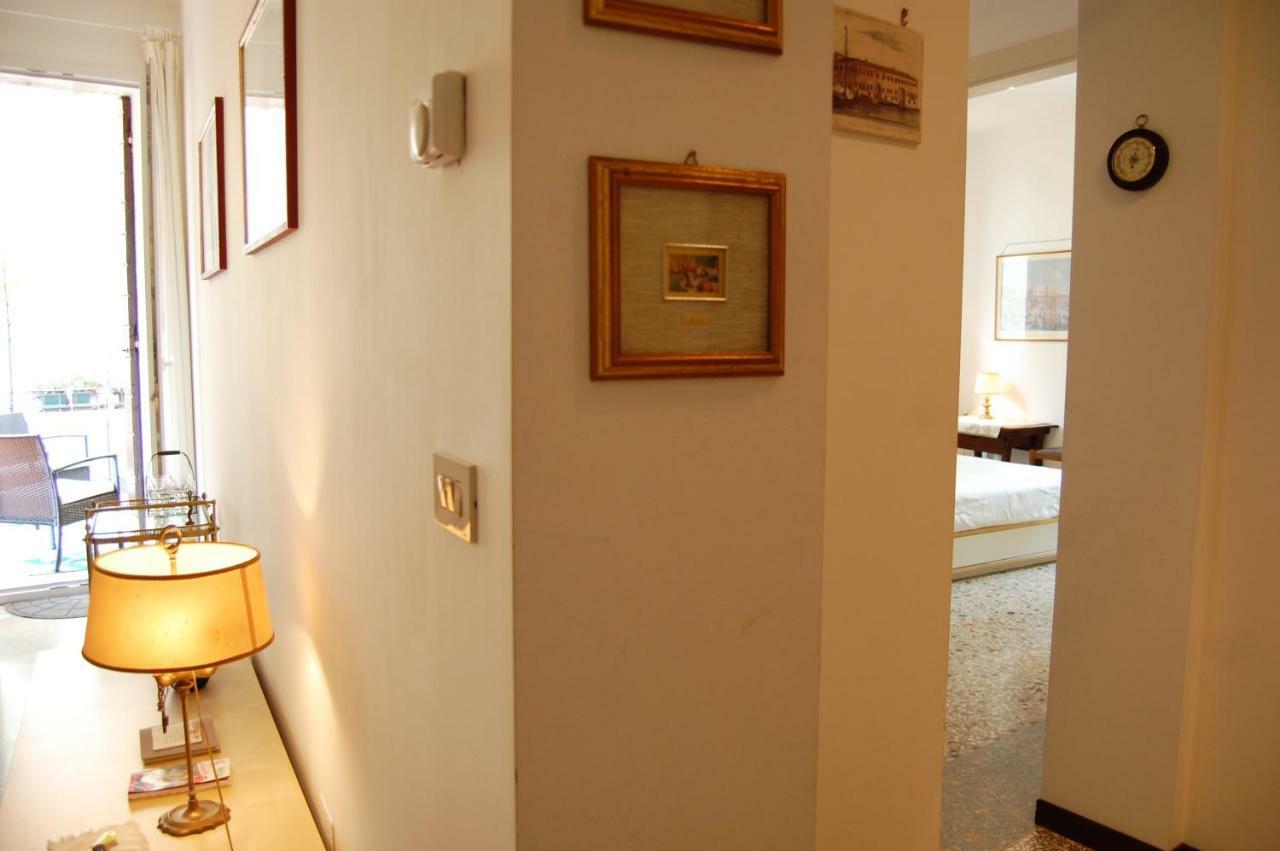 Marinaressa Biennale Terrazza Apartment Venesia Bagian luar foto